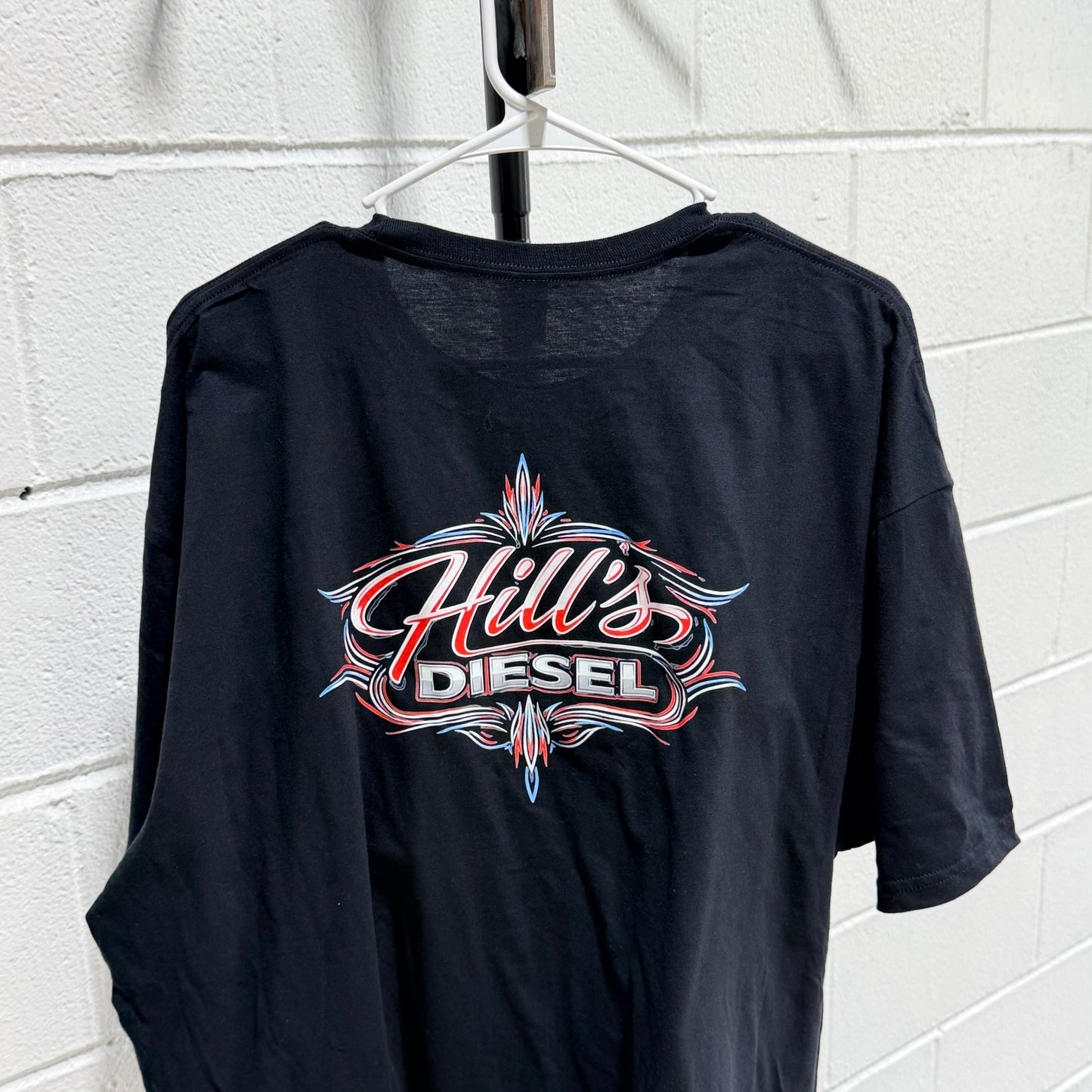 Short sleeve T - Pin Stripe Logo
